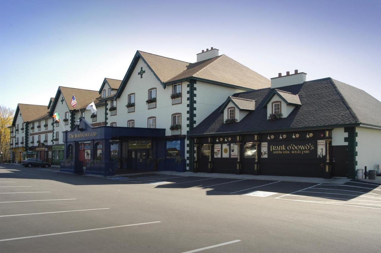 Irish Cottage Inn & Suites 加利纳 外观 照片