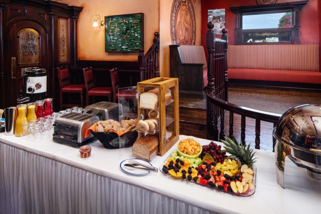 Irish Cottage Inn & Suites 加利纳 外观 照片
