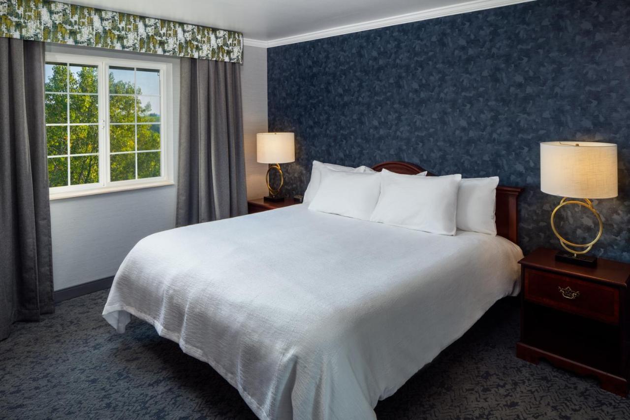 Irish Cottage Inn & Suites 加利纳 外观 照片