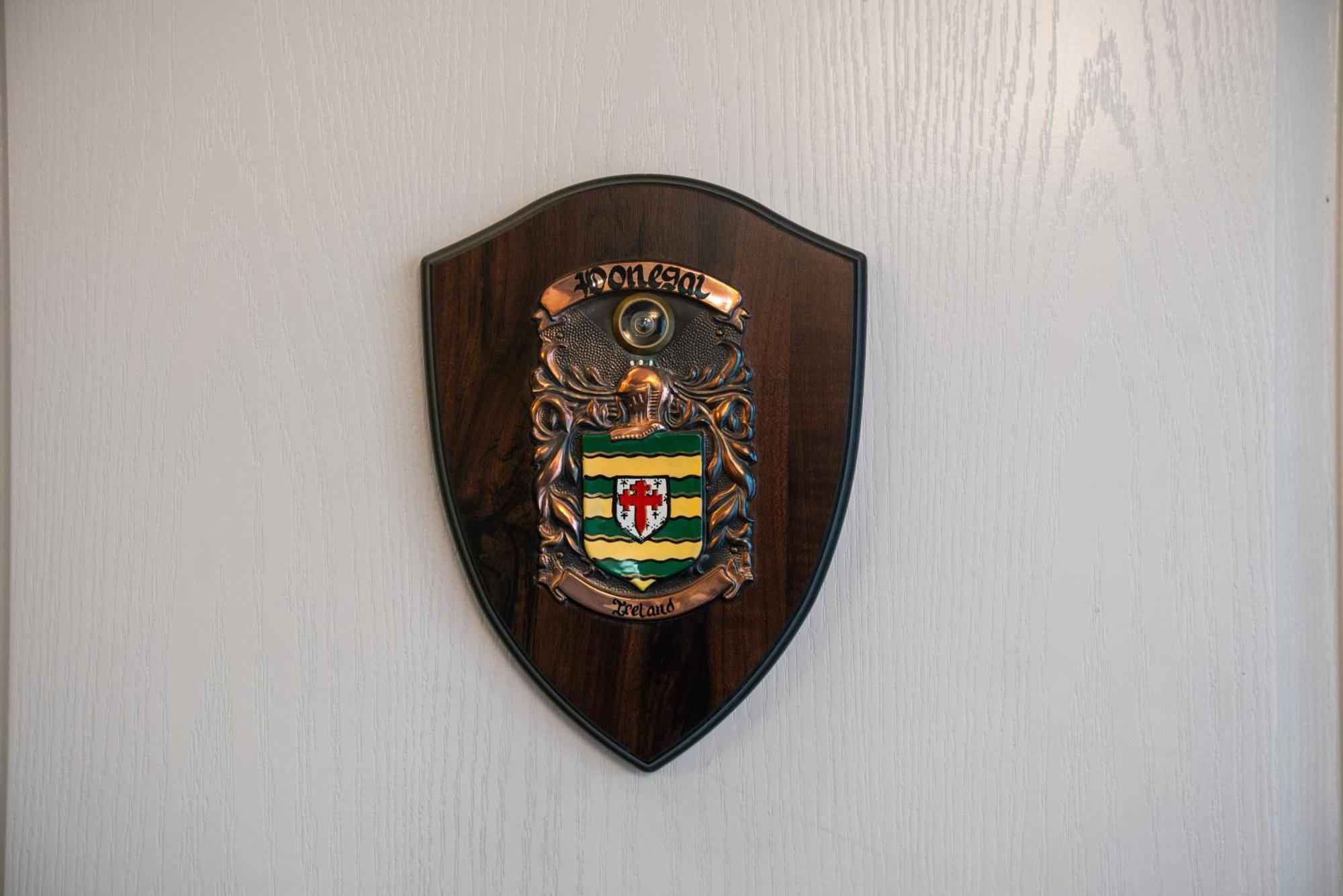 Irish Cottage Inn & Suites 加利纳 外观 照片