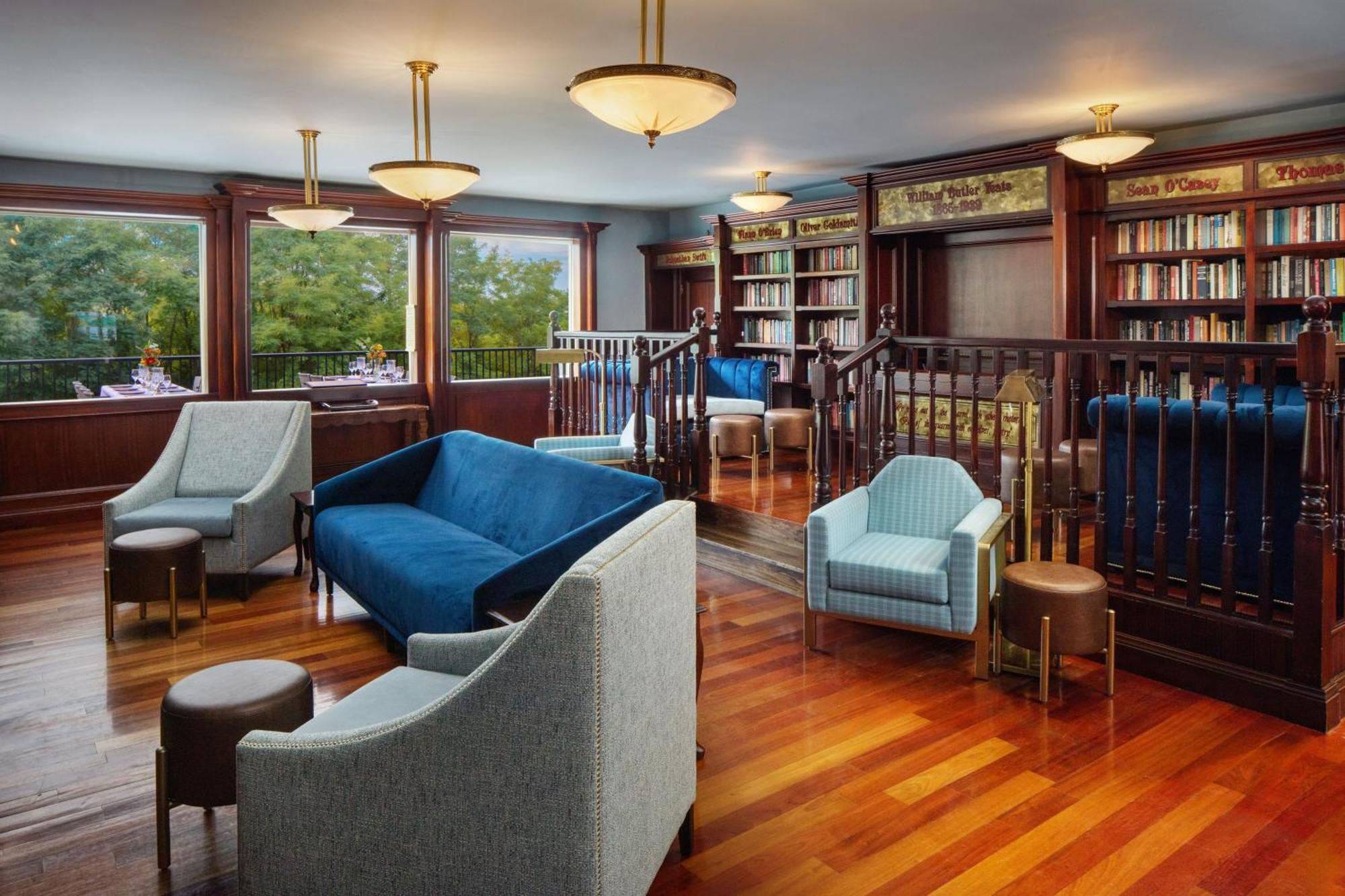 Irish Cottage Inn & Suites 加利纳 外观 照片